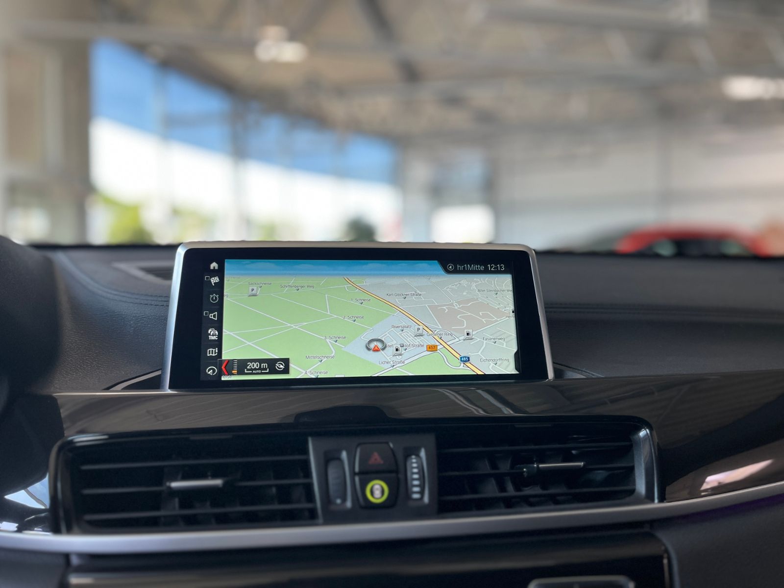 Fahrzeugabbildung BMW X2 sDrive 20 i M Sport Shadow LED NAV SHZ RFK