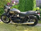 Triumph Street Twin 900ccm - TRIUMPH STREET TWIN