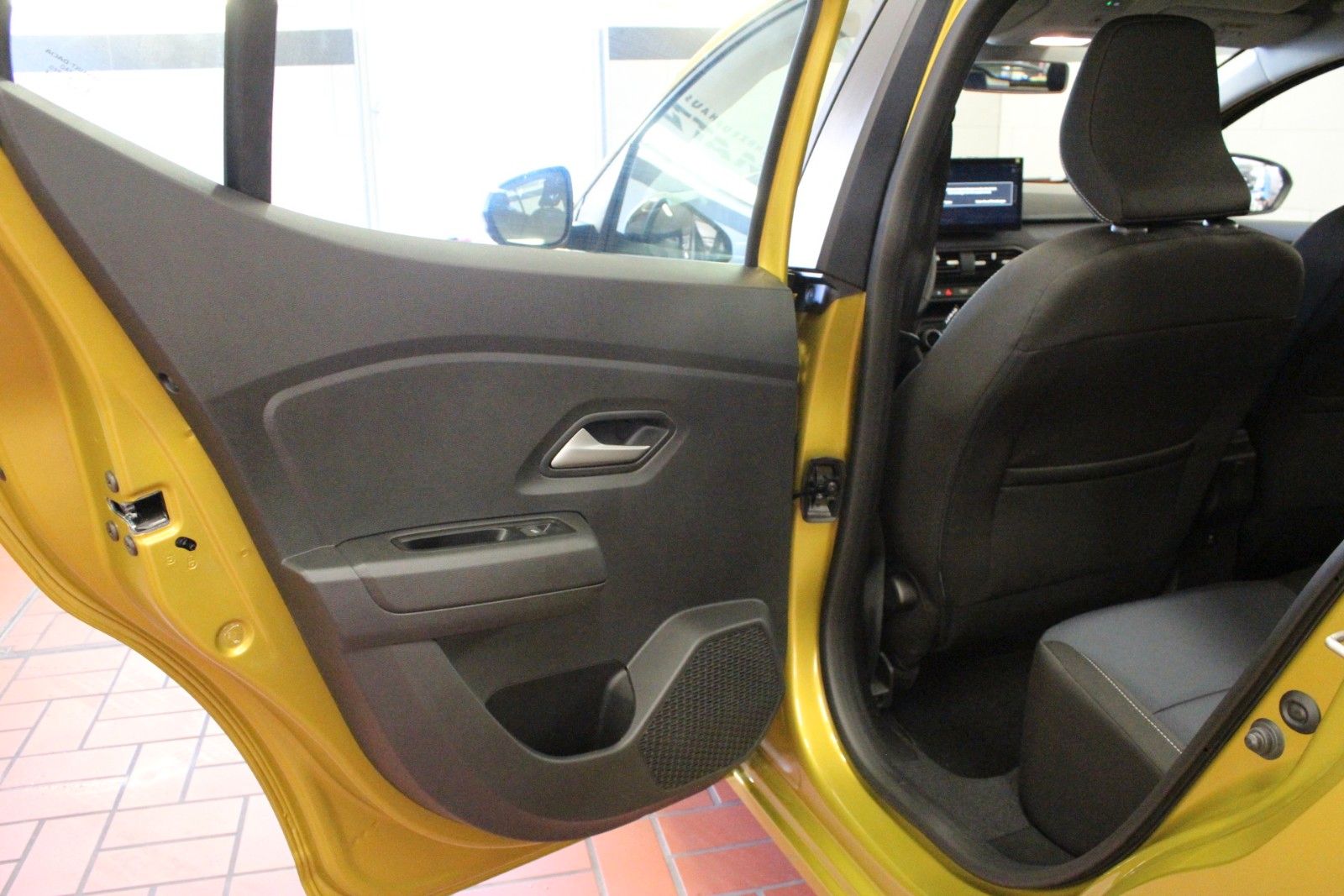 Fahrzeugabbildung Dacia Sandero TCe 100 Journey*Winterpaket* *MJ 2026