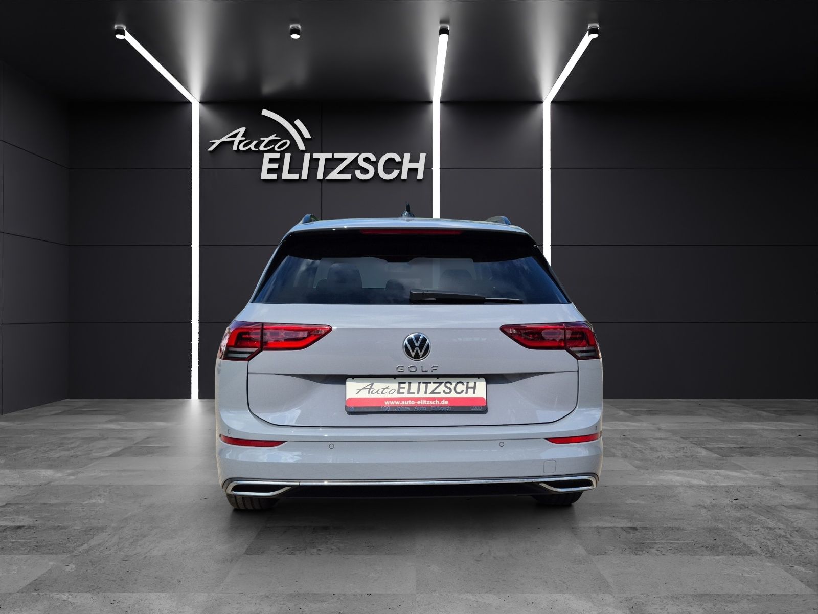 Fahrzeugabbildung Volkswagen Golf VIII Variant TSI Style STH LED AID ACC PDC