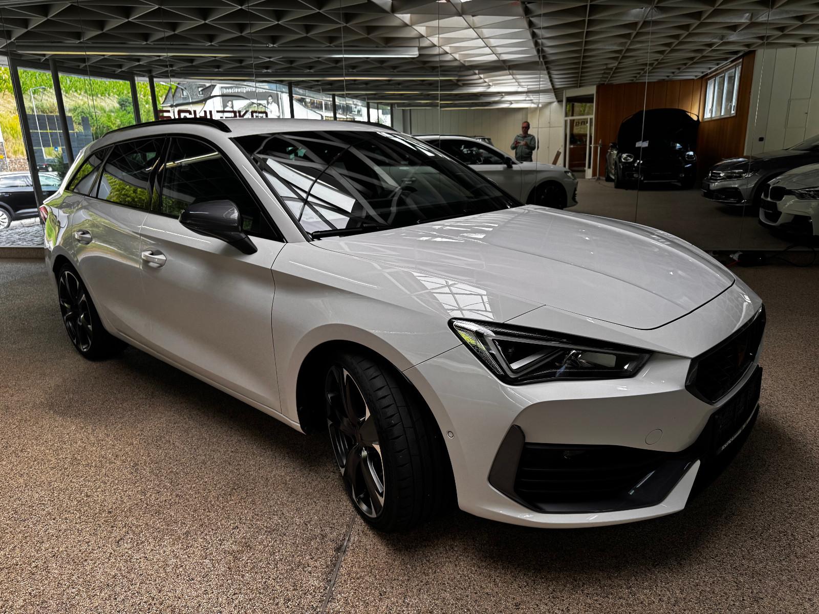 Cupra Leon Sportstourer 1.4 e-Hybrid (180 kW) VZ