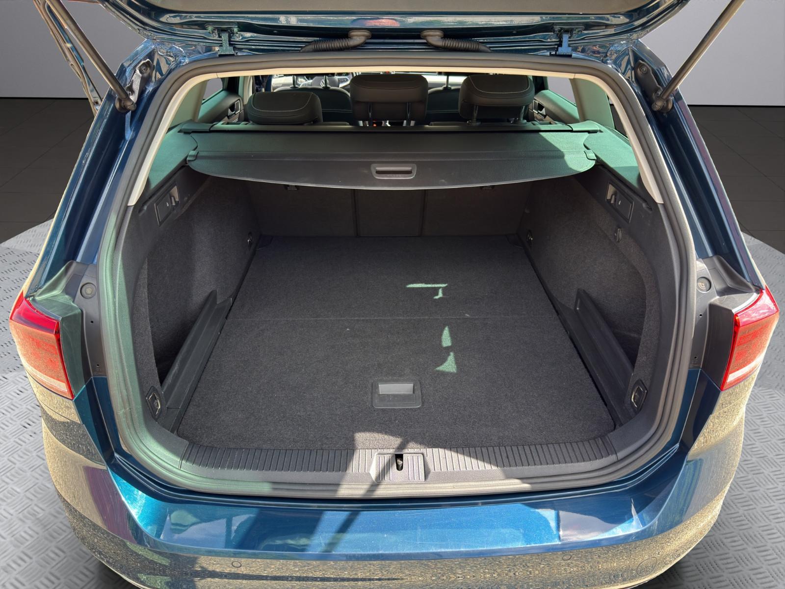Volkswagen Passat Elegance, миниатюра 14