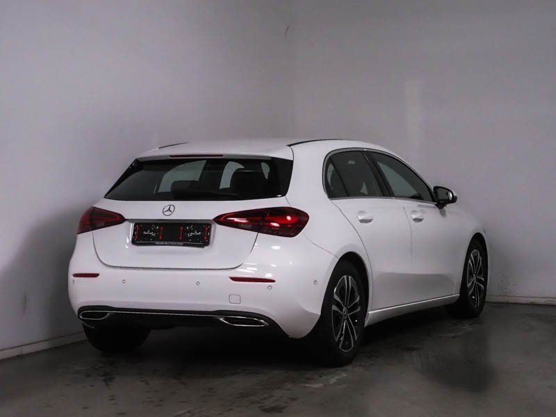 Fahrzeugabbildung Mercedes-Benz A 180 PROGRESSIVE*APPLECAR-PLAY*LED*WINTER-PAKET