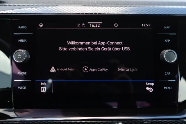 POLO 1.0 TSI DSG LIFE APPCONNECT+SHZ+NEBEL+PDC