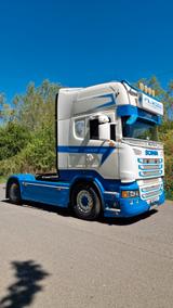 Scania R560 V8