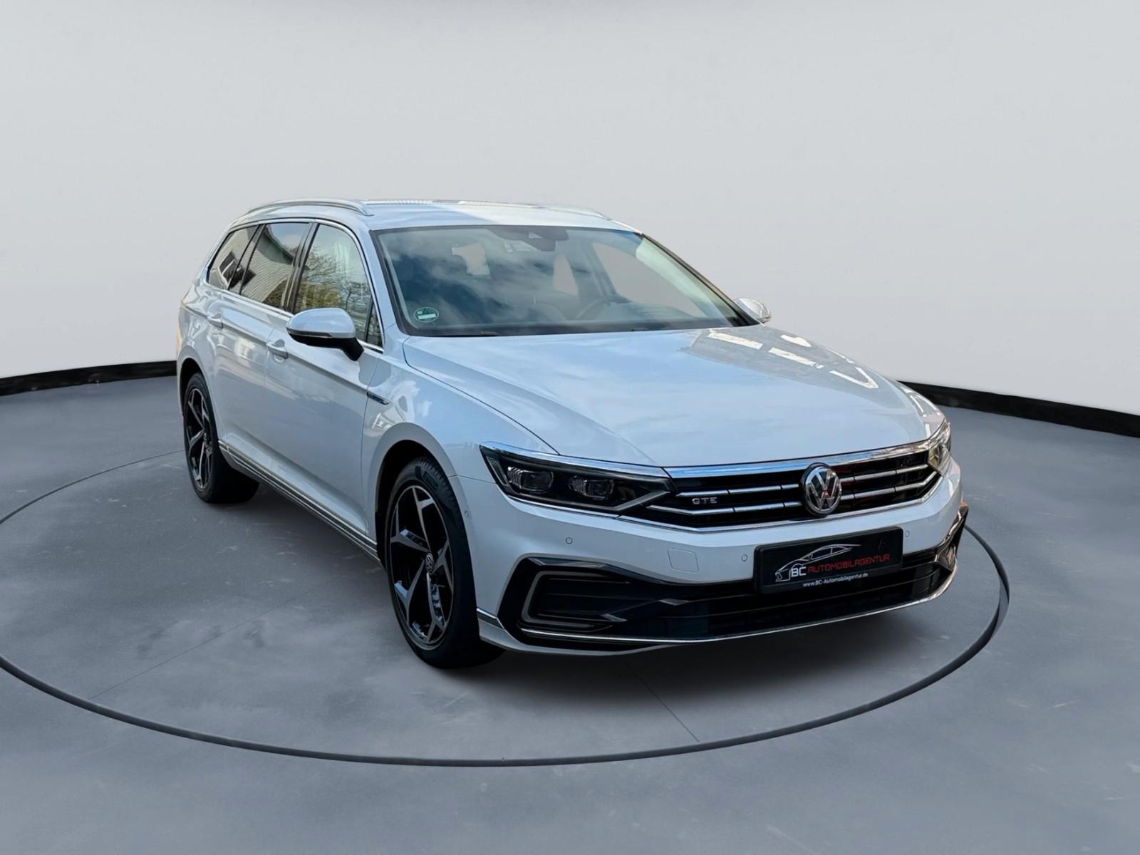 Volkswagen Passat Variant GTE* R-Line* Standheizung* 360
