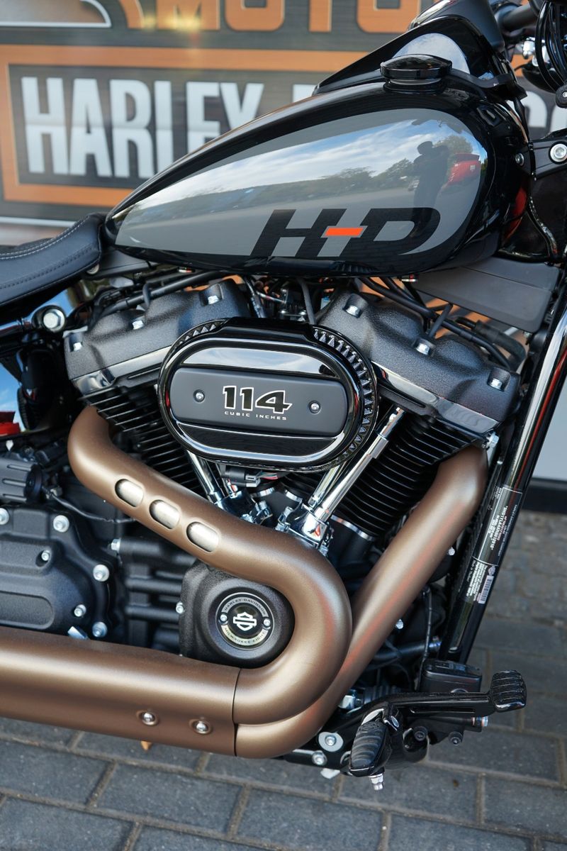 Fahrzeugabbildung Harley-Davidson Softail Fat Bob 114 FXFBS Sofort Verfügbar 2024