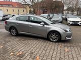 Toyota Avensis 2.2 D-4D Executive/Tüv neu - Toyota Avensis mit Diesel-Antrieb
