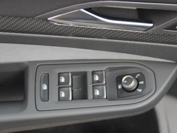 Volkswagen Golf VIII 2.0 TDI Black Style R line