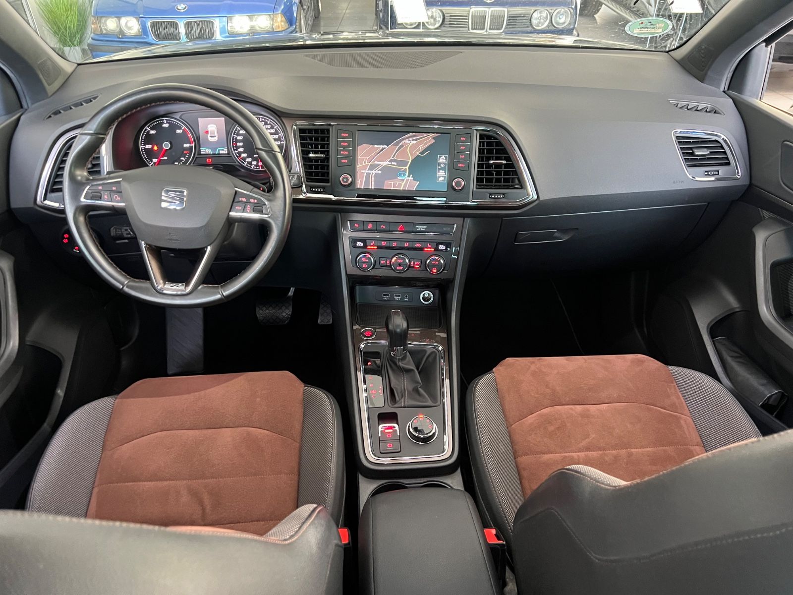 Fahrzeugabbildung SEAT Ateca Xcellence 2.0 TDI *LED*ACC*ALCANTARA*AHK*