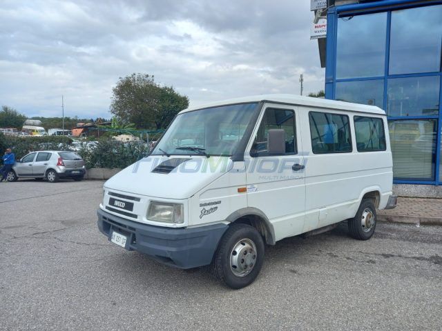 Iveco IVECO Daily 30-8 2.5 Diesel 9 POSTI