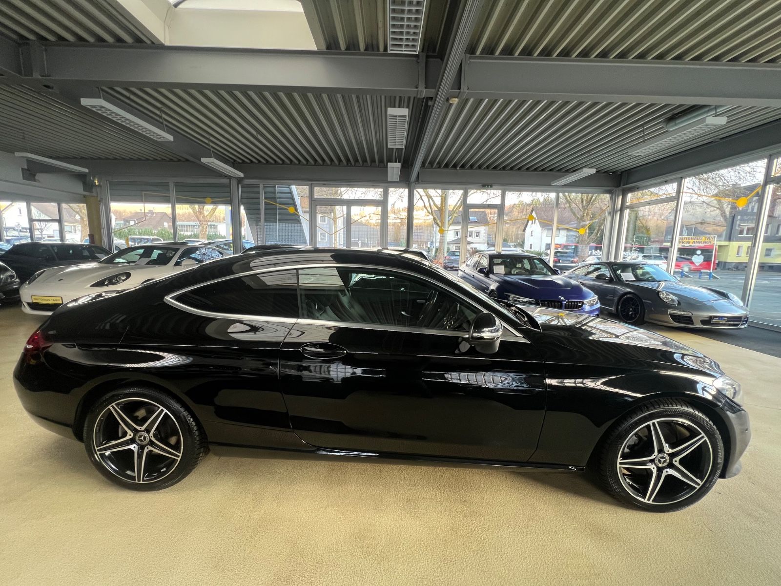 Fahrzeugabbildung Mercedes-Benz C 220 d Coupe * AMG FELGEN *