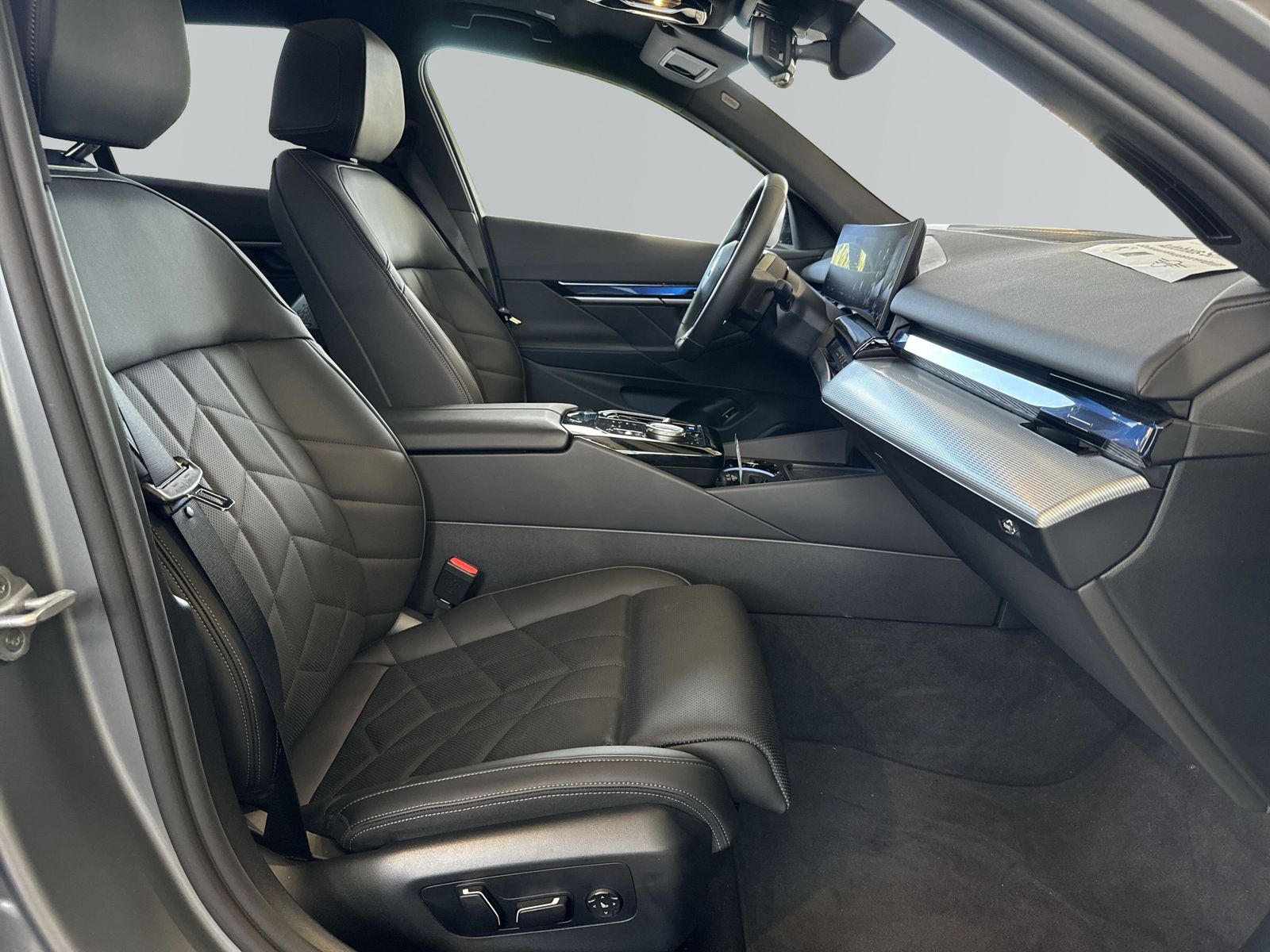 BMW i5 - Bild 11