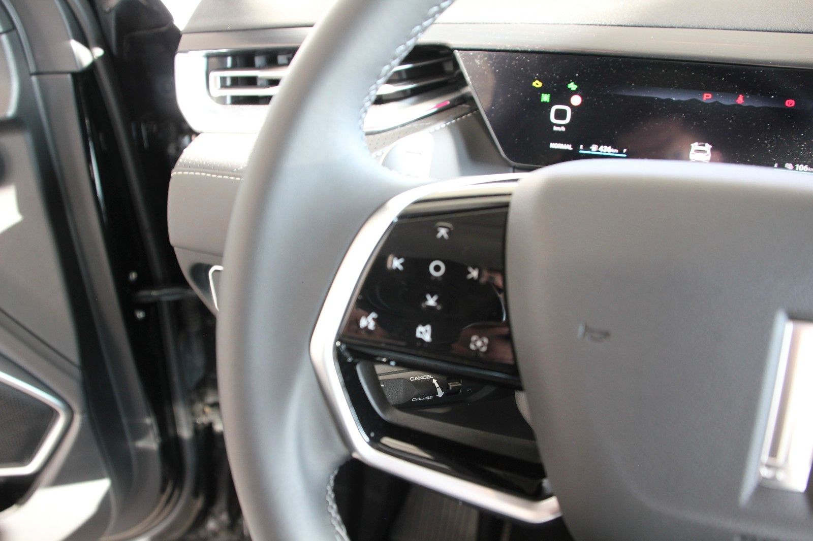 Fahrzeugabbildung GWM Wey 03 PHEV LUXURY