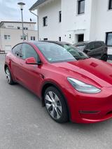 Tesla Model Y Long Range Dual Motor AWD EAP - Tesla Model Y: Dual Motor