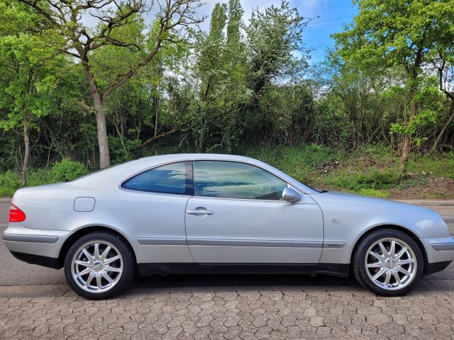 Mercedes-Benz CLK 200 ELEGANCE, Automatik, Xenon, Tüv Neu