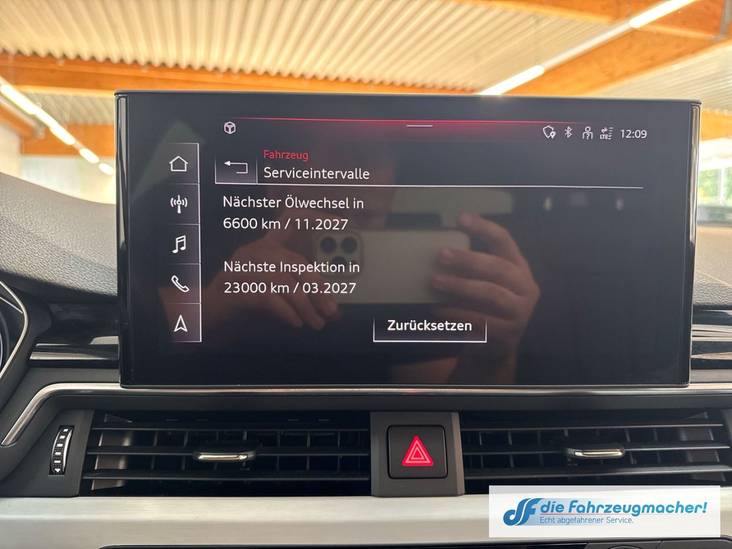 Fahrzeugabbildung Audi A4 Avant 35 TDI S line Navi Leder LED ACC Klimaa