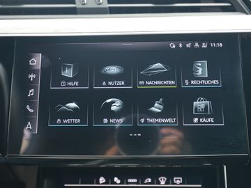 Audi Q8 e-tron - 11