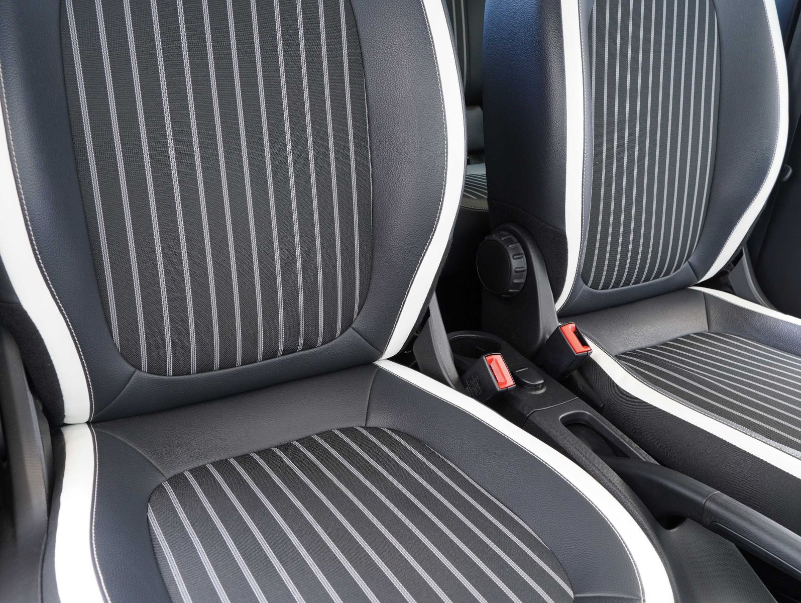Fahrzeugabbildung Renault Twingo 1.0 SCe 65 Intens