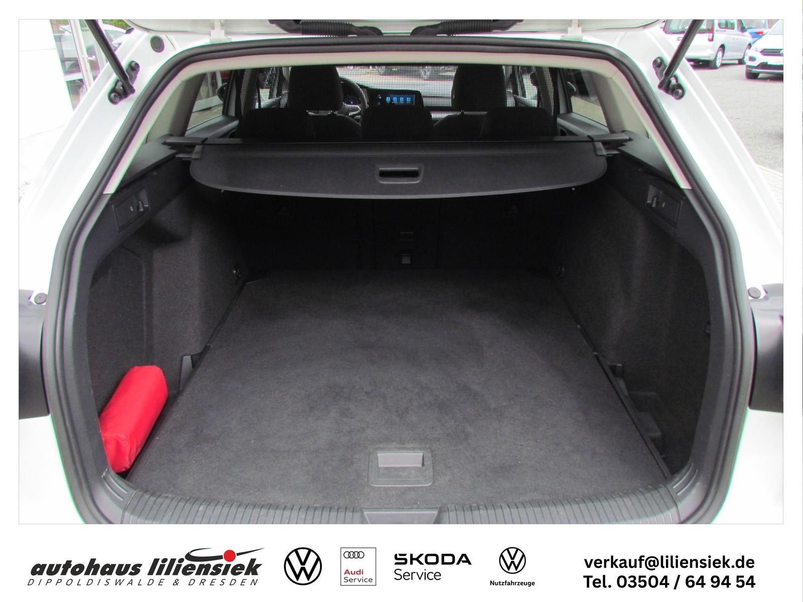 Volkswagen Golf 8 Variant 1.5 TSI Style 1HAND/AHK/NAVI/LED, миниатюра 24