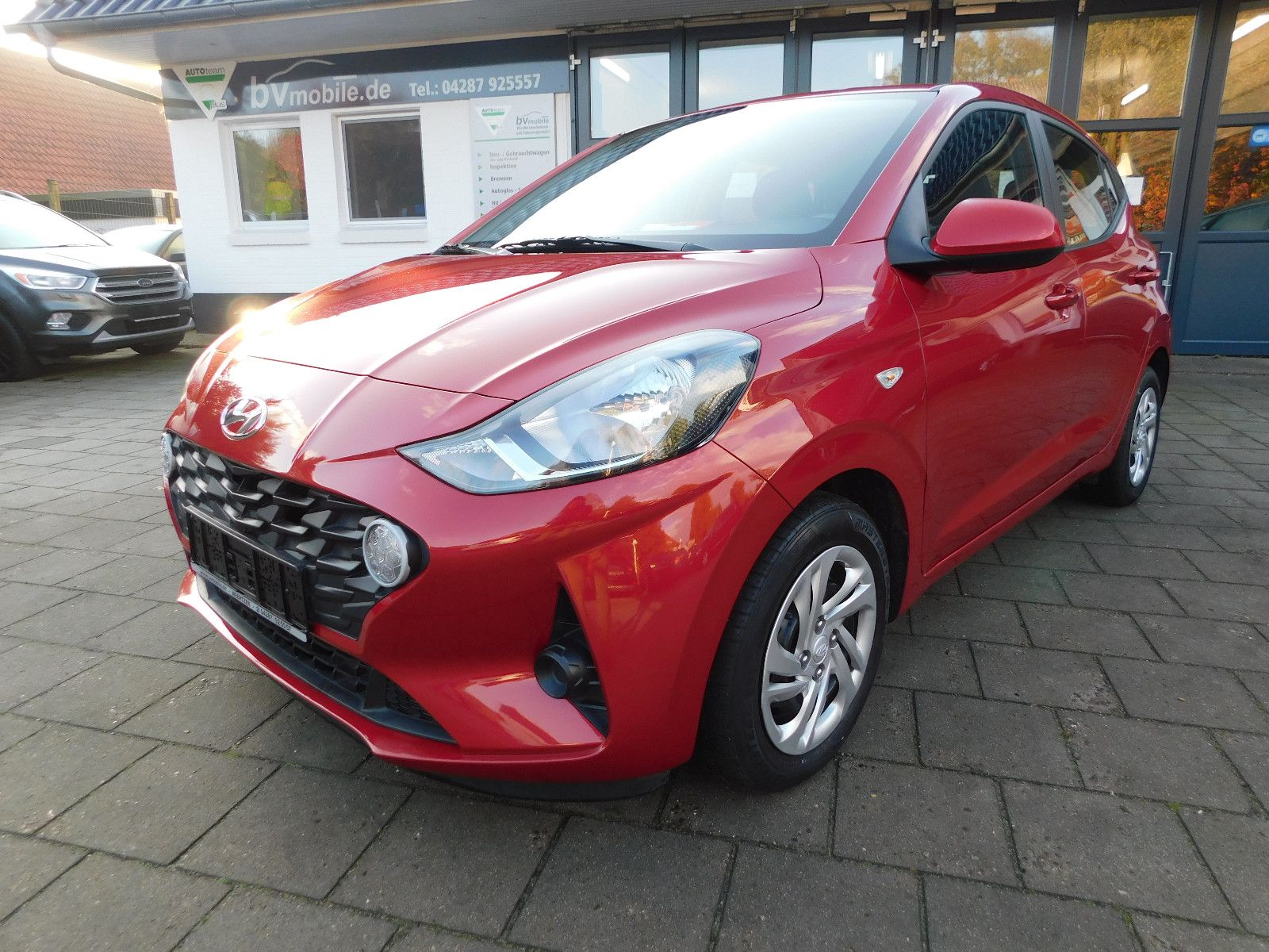 HYUNDAI i10