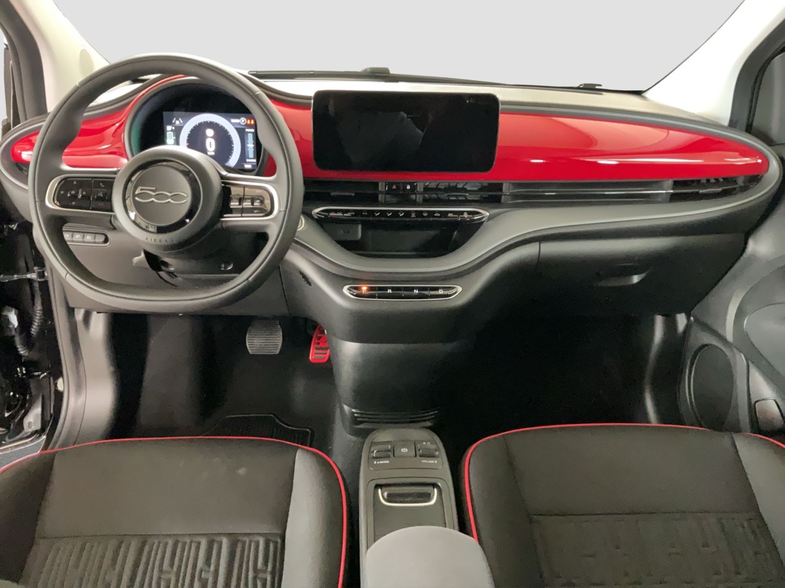 Fahrzeugabbildung Fiat 500e + Komfort Paket, Style Paket