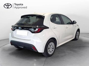 Toyota Yaris - 4