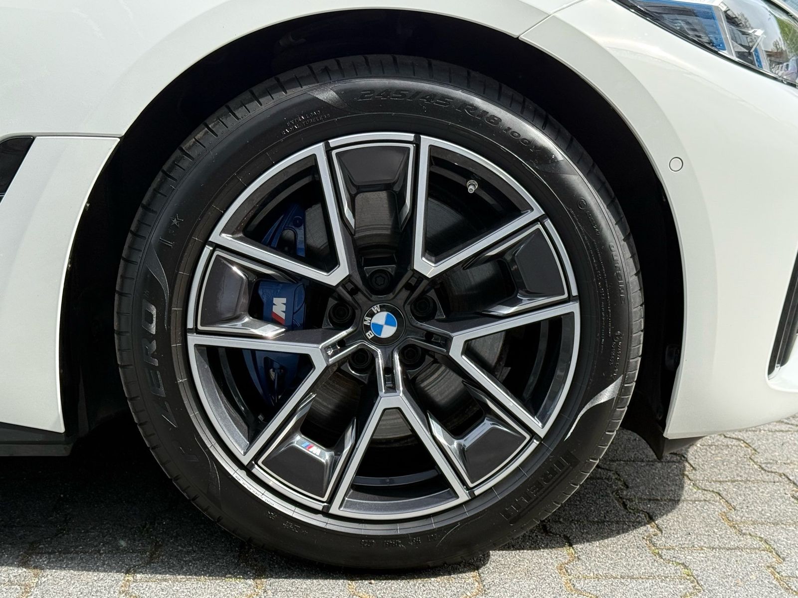 BMW i4 - Bild 17