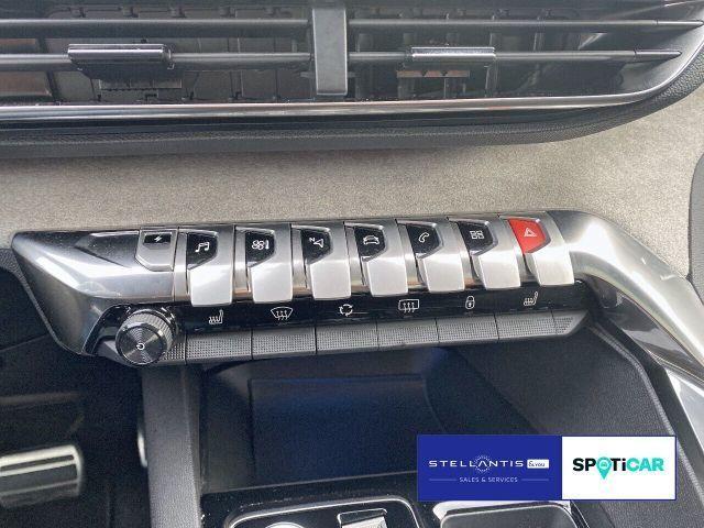 Peugeot 3008 GT Hybrid4 300 EAT8 Glasdach Sitzheiz CarPl