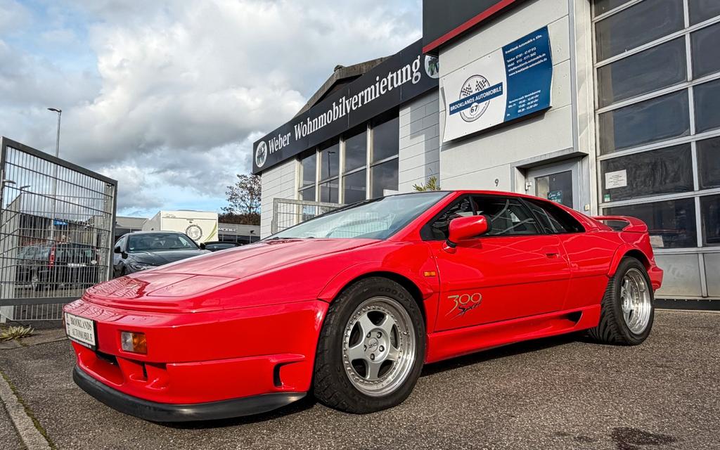 Lotus Esprit