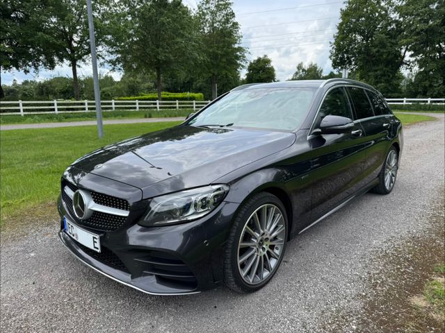 MERCEDES-BENZ C 300 de T - AHK*Airmatic*Distr*Headup*Sitzbel*