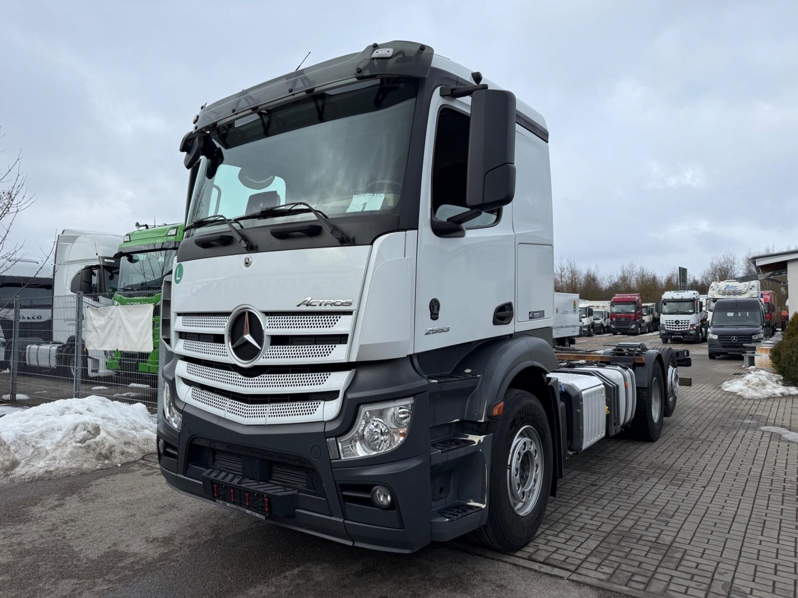 Mercedes-Benz Actros 2553 Fahrgestell/Retarder/Lenkachse/EU6D