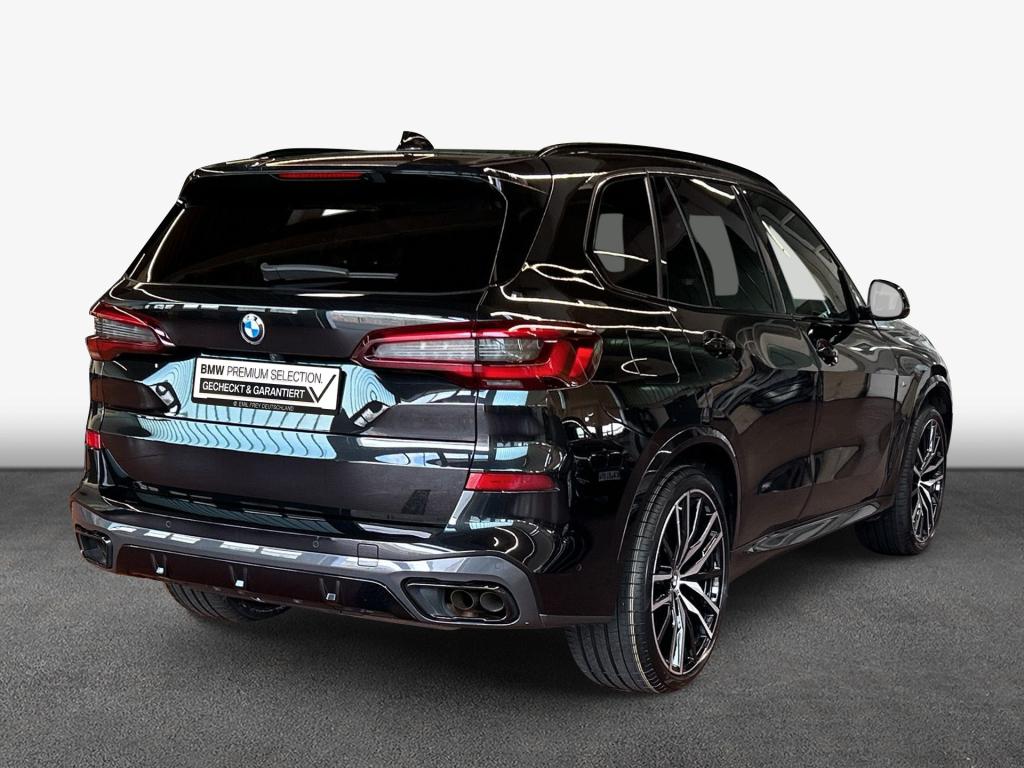 BMW X5 M50