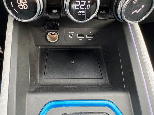 Fahrzeugabbildung Renault Clio E-TECH 140 Intens Navi+360Kamera+Lane