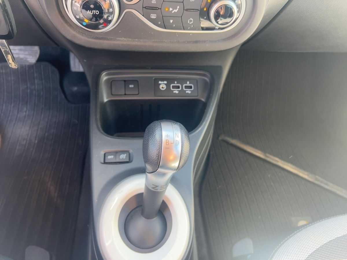Fahrzeugabbildung Renault Twingo ZEN Electric Schukoladekabel