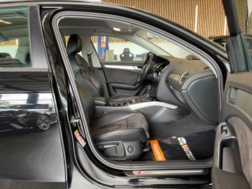 Audi A4 Avant quattro S-LINE*ALCANTARA*NAVI*PDC*MFLK*