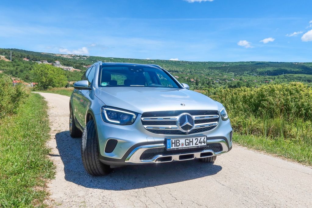 Image of Mercedes-Benz GLC 200