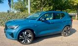 Volvo XC40 Ultimate Dark R Design B3 2WD Pano - Volvo XC40: Ultimate Dark