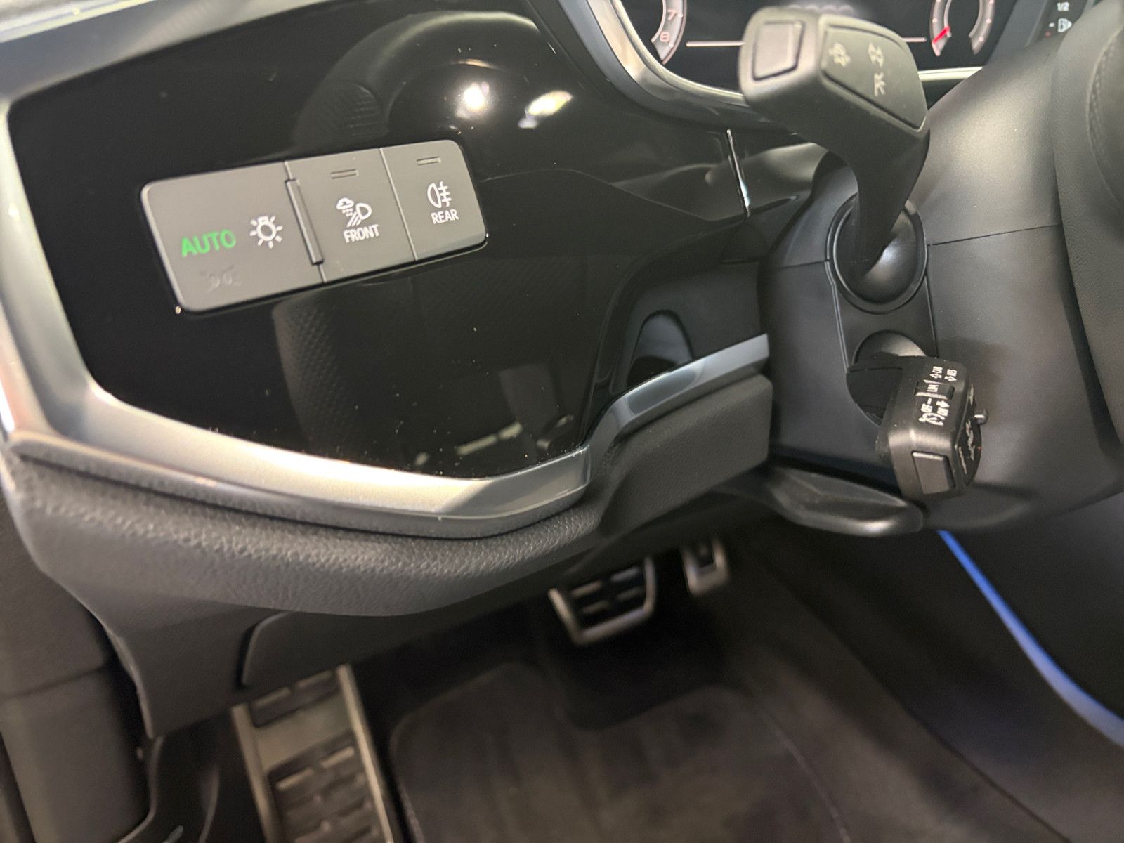 Audi Q3 Sportback 35 TFSI S line AHK Navi Carplay LED foto 13