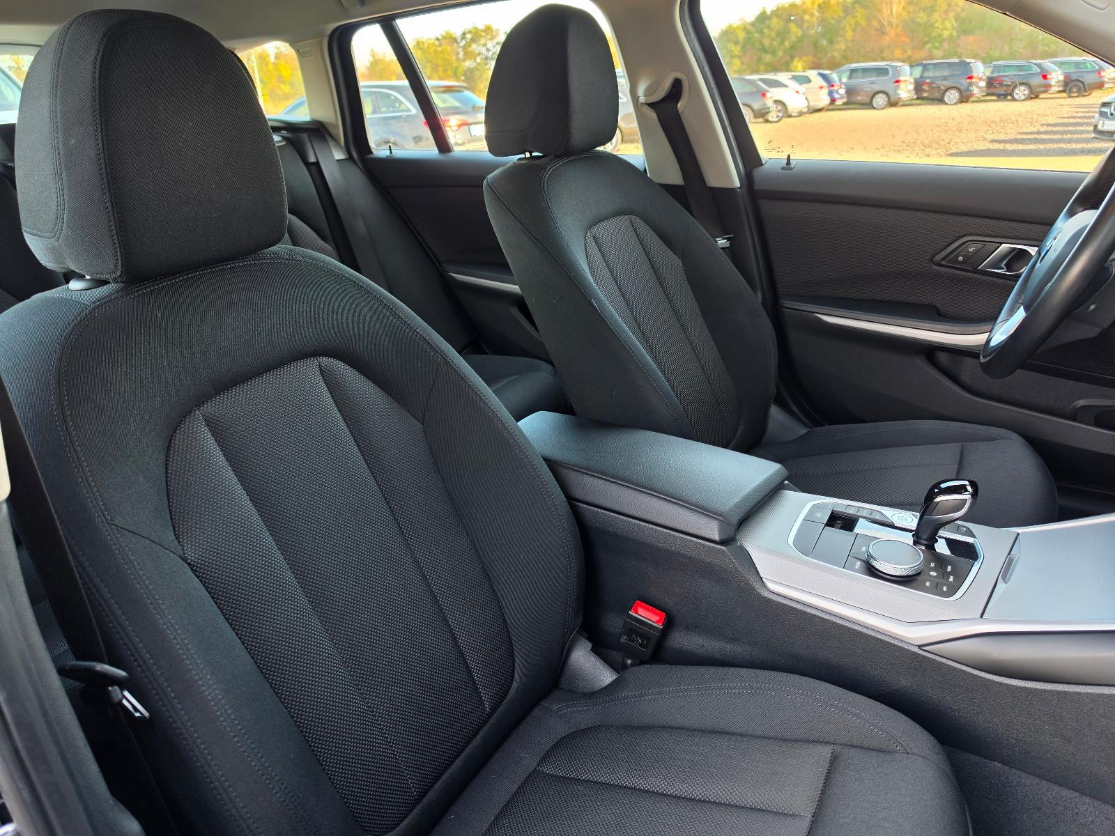 BMW 318d Advantage TÜV Neu/LED/Virtuell Cockpit/Navi