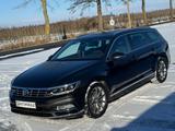 Volkswagen Passat Variant R-Line Navi SportSitze18Zoll - Volkswagen Passat Variant Gebrauchtwagen