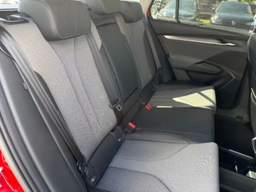 Skoda Enyaq 85 Loft+WP+AHK+LED+NAVi+Batt.-Zertifikat