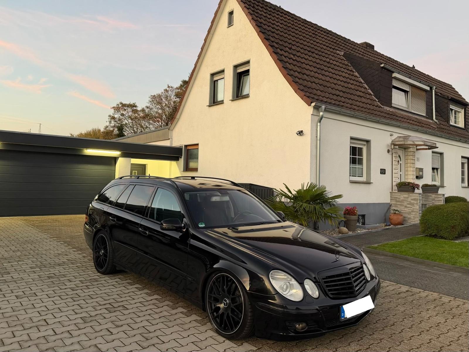 Mercedes-Benz E 280