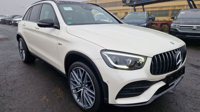 MERCEDES-BENZ GLC 43 AMG 4Matic SCHALENSITZ Multibeam Pano AHK