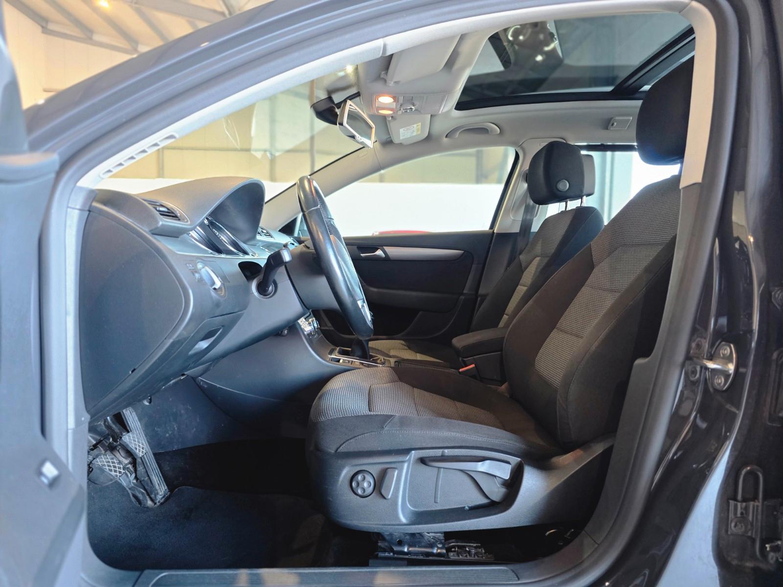Volkswagen Passat Variant 1.4 TSI 160 ch – Business Edition – Toit panoramique – GPS