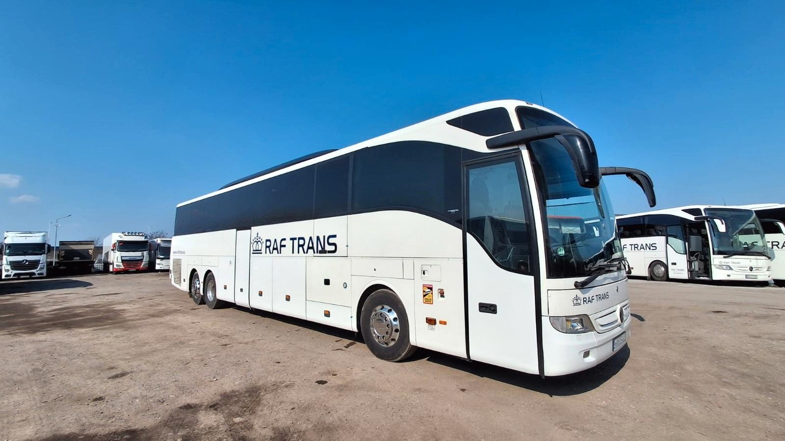 Mercedes-Benz Tourismo RHD-L