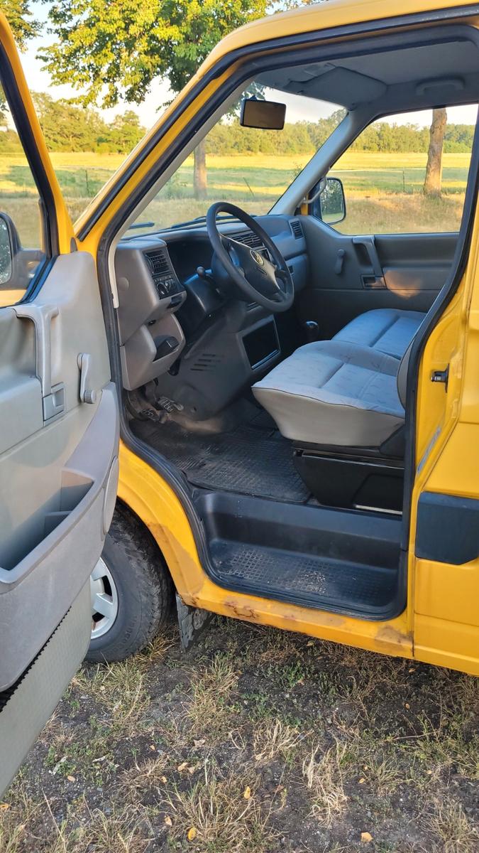 Volkswagen T4 1.9 Kasten 3Sitzer HU 05/27
