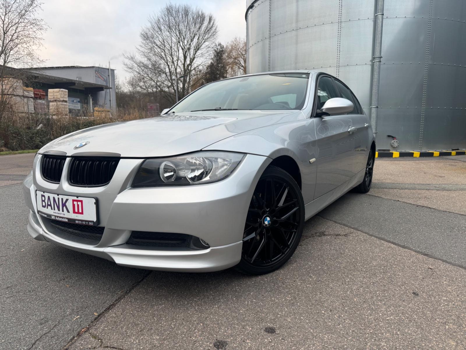 BMW 318i*3.HD*START/STOP*AUX*SHZ*PDC*18 ZOLL*