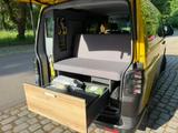 Volkswagen T5 Camper - Wohnmobil mit 2 Schlafplätzen