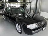 Mercedes-Benz SL 320 SL - schwarze Mercedes-Benz SL 320